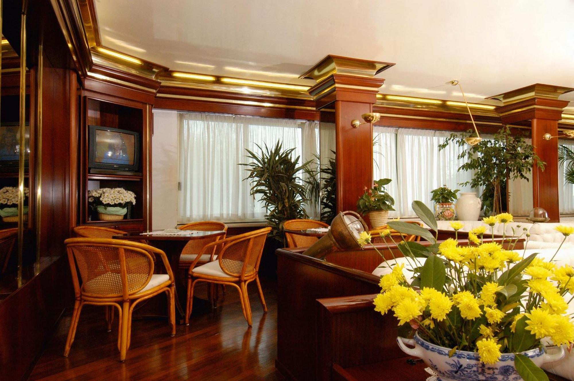 Hotel Beny リド・ディ・イエゾロ エクステリア 写真